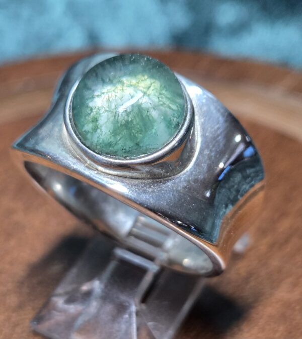 Wide Tapered Moss Agate Doublet